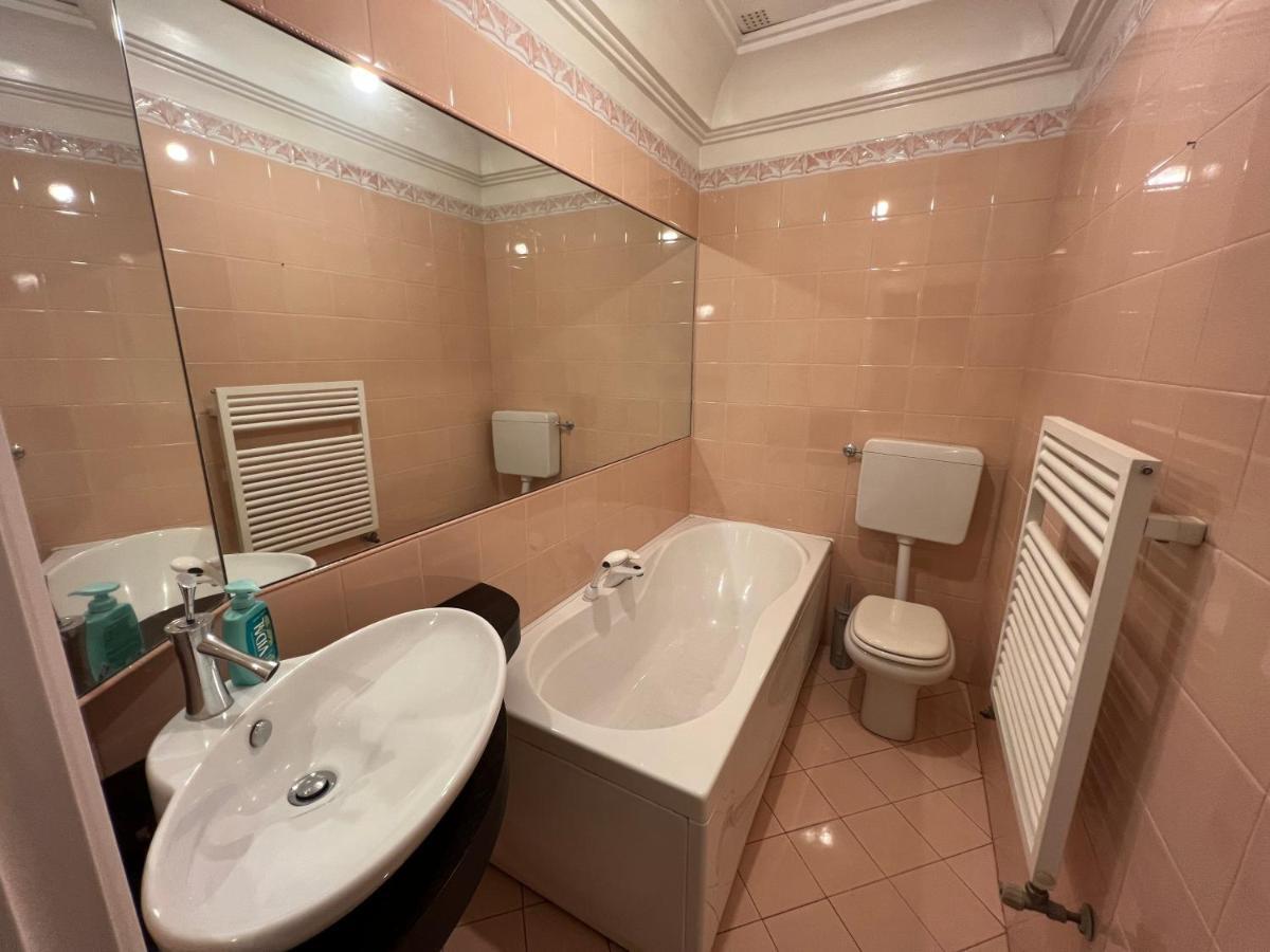 Casa Roma Rooms& Apartmens 파도바 외부 사진